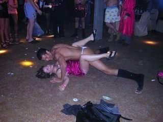 folladas en la fiesta, penetradas en publico, fotos amater