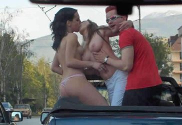 follando en la calle, desnudas en la calle, ebrias