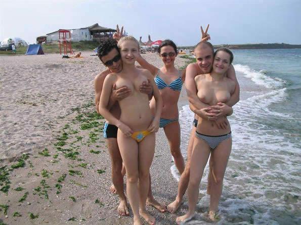 tetas caseras, chicas en la playa, chicas playa, desnudas playa