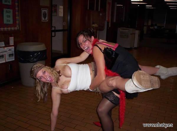 borrachas descuidos tetas salidas, tetonas