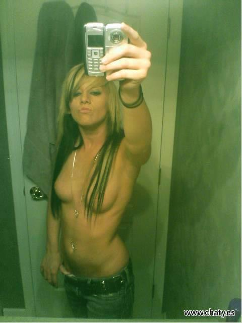 chavas delgadas bien buenas, pocas tetas