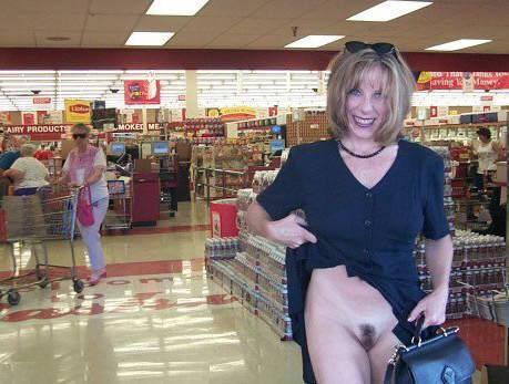 maduras exhibiendose en publico desnudas, maduras exibicionistas