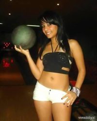 chicas sexis con ropa apretada, ropa ajustada