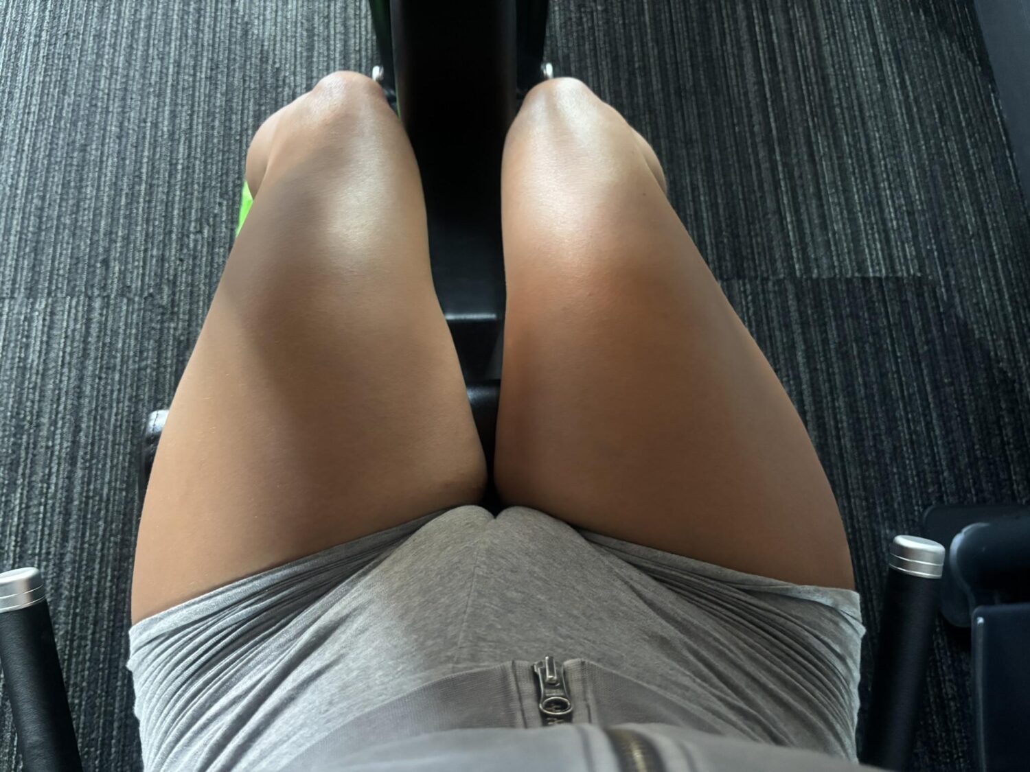 se le marca el coño en el gimnasio