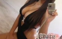 Morena realmente hermosa y buenorra