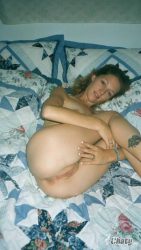 jovencita amateur desnuda depilada