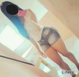 Nada como una latina nalgona