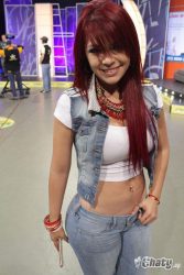 Anel Rodriguez en mezclilla