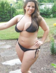 Tia gordibuena en bikini