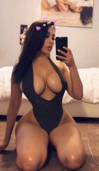 Escotes de infarto y mucho