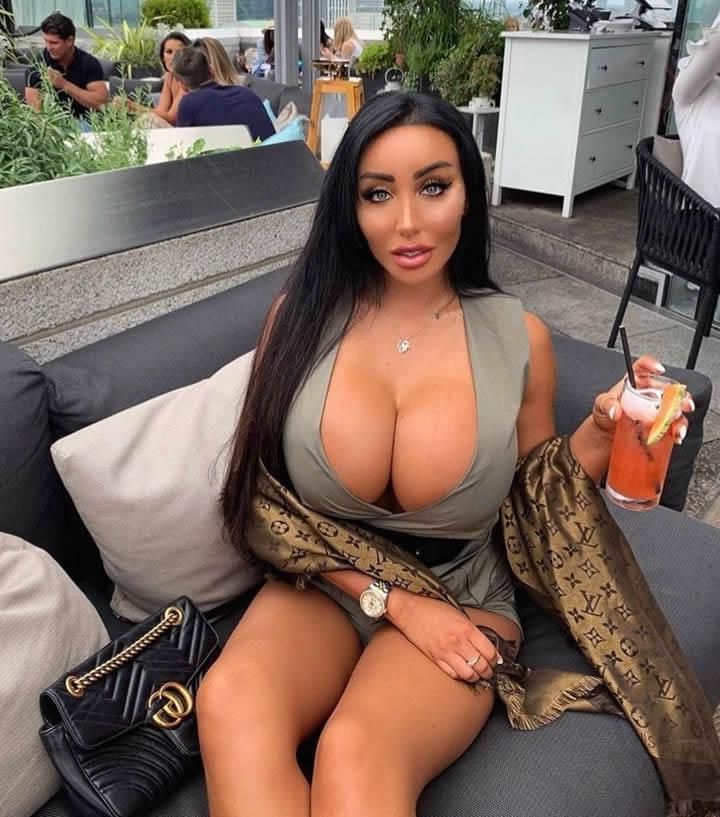 tetas fake fotos